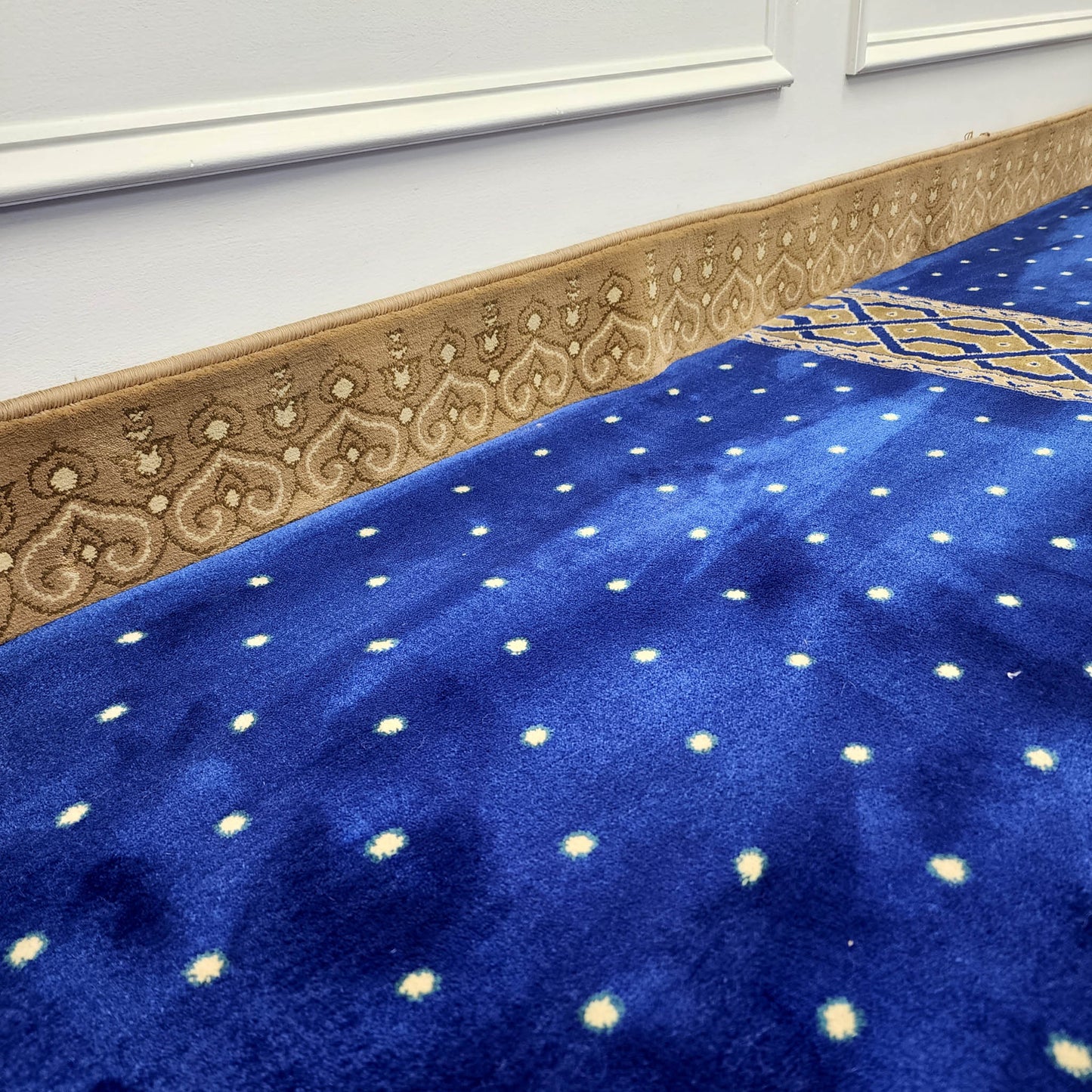LUXURY BEIGE Carpet Cove Base by feet